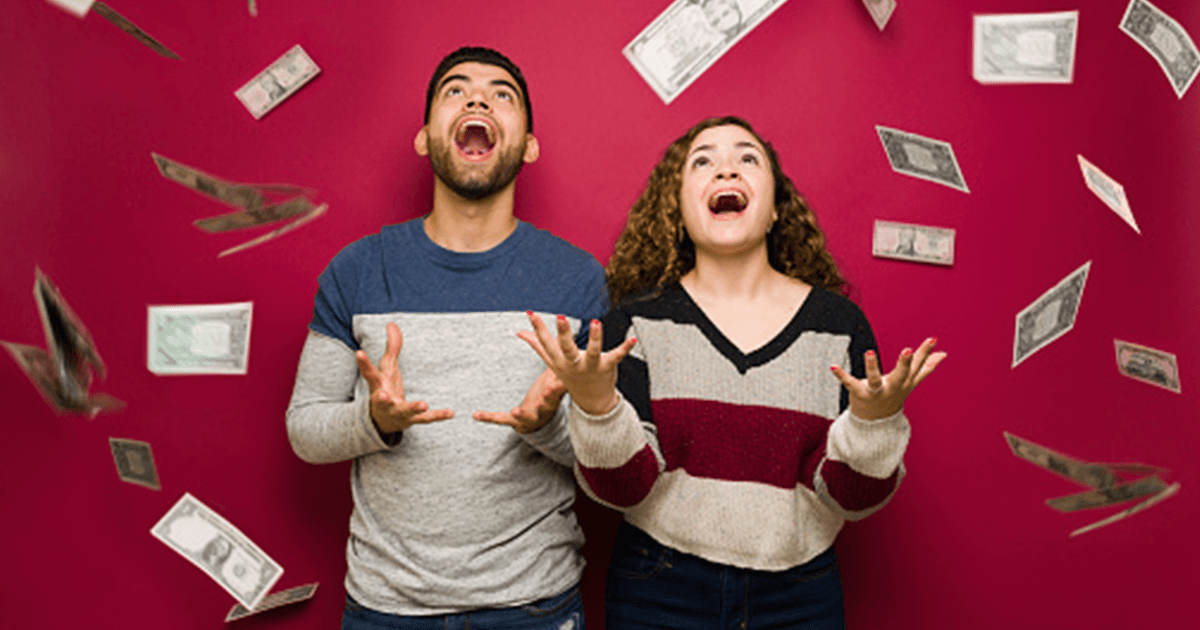 This Guy Got ₹25,000 Out Of Heartbreak Insurance Fund After His Partner Cheated On Him. Wait What?