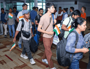 India to ‘Gradually’ Wind Up Evacuation from Israel and Iran