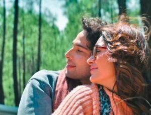 Do Deewane Seher Mein, The Siddhant-Mrunal Starrer Has Love, Insecurities & Reality; But Where The Deewanapan At?