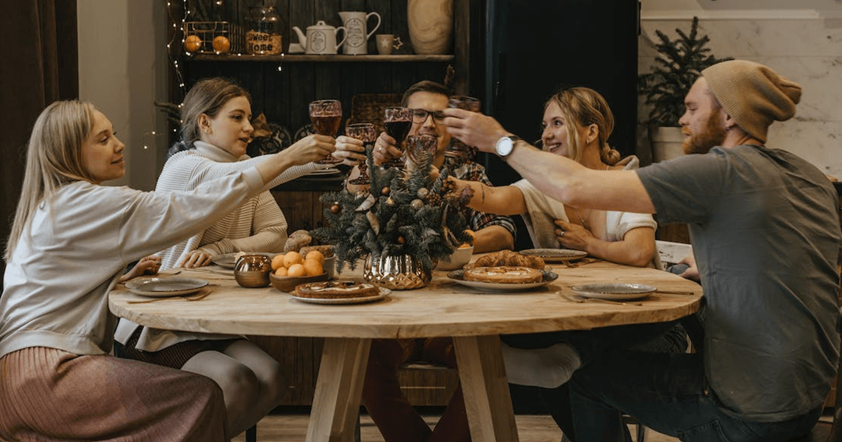 50 Best New Year Eve Games to Amp Up Your Fun Celebration for 2025