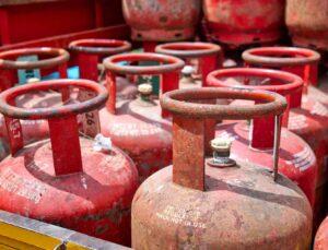 LPG Shortage In India: How The Iran Conflict Could Affect Your Kitchen, Food & Daily Life