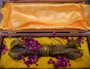 Symbols Of Sanatan Dharma’: 10,000-Year-Old Trishul And 3,000-Year-Old Vajra Found In Philippines, Unveiled In Mumbai